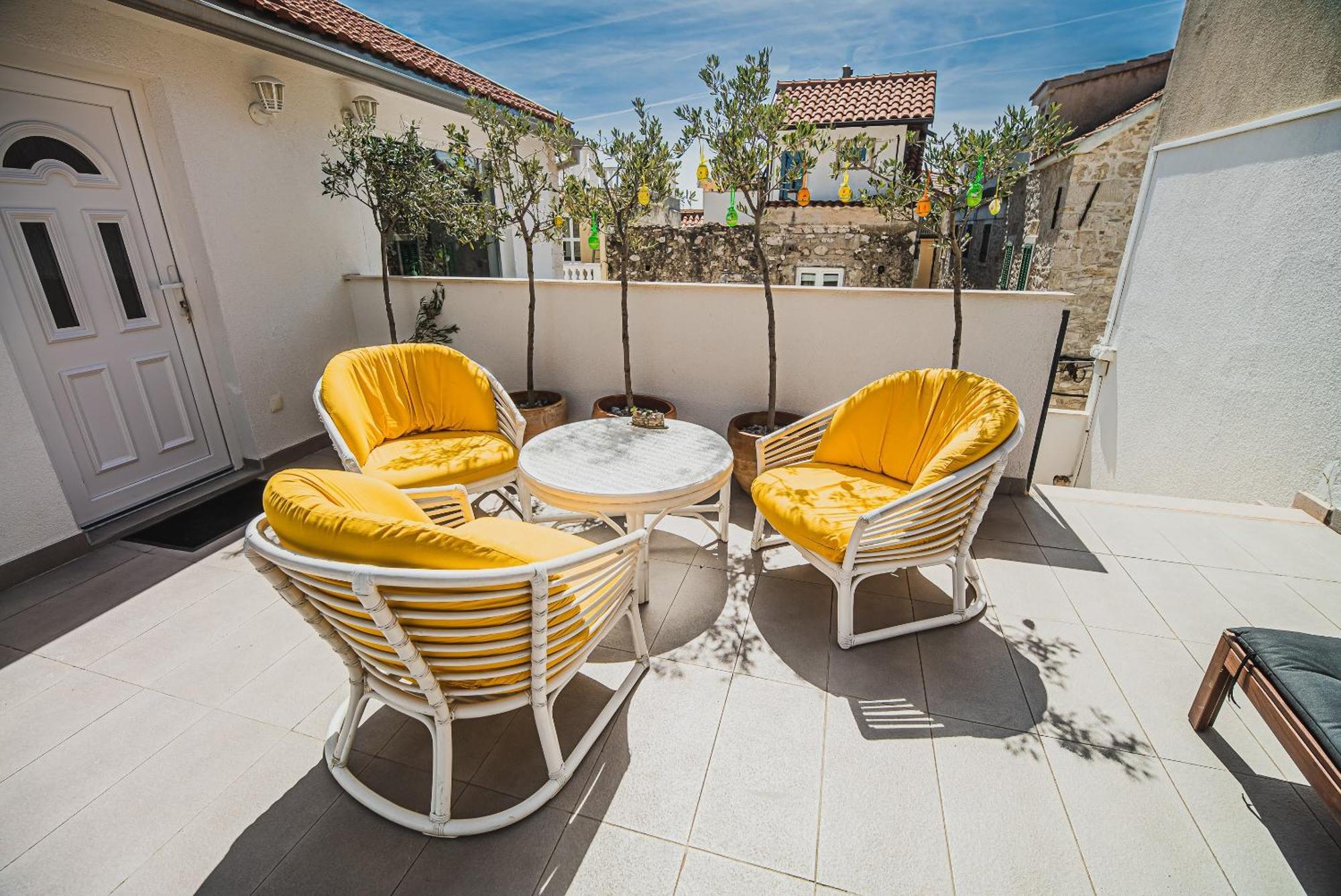 Downtown Luxury Apartments With Hot Tub Vodice Zimmer foto